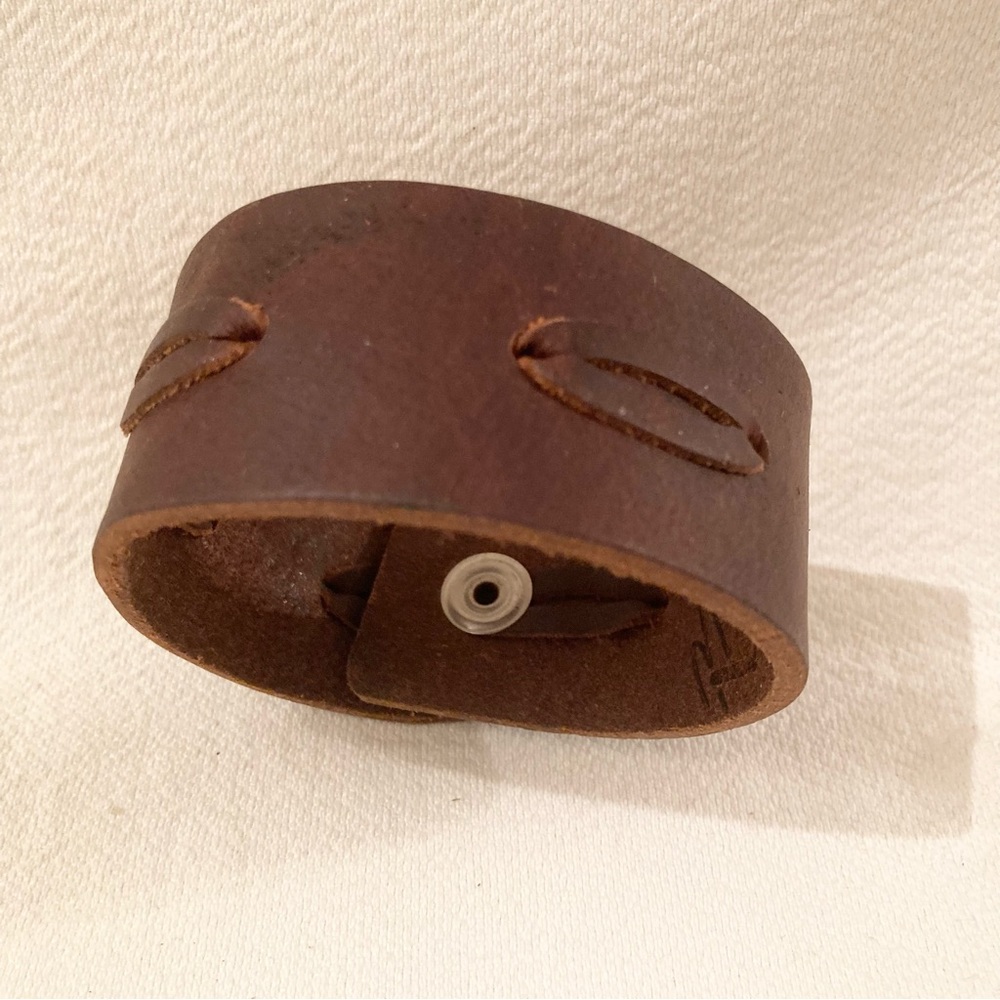 Men’s Snap Leather Cuff